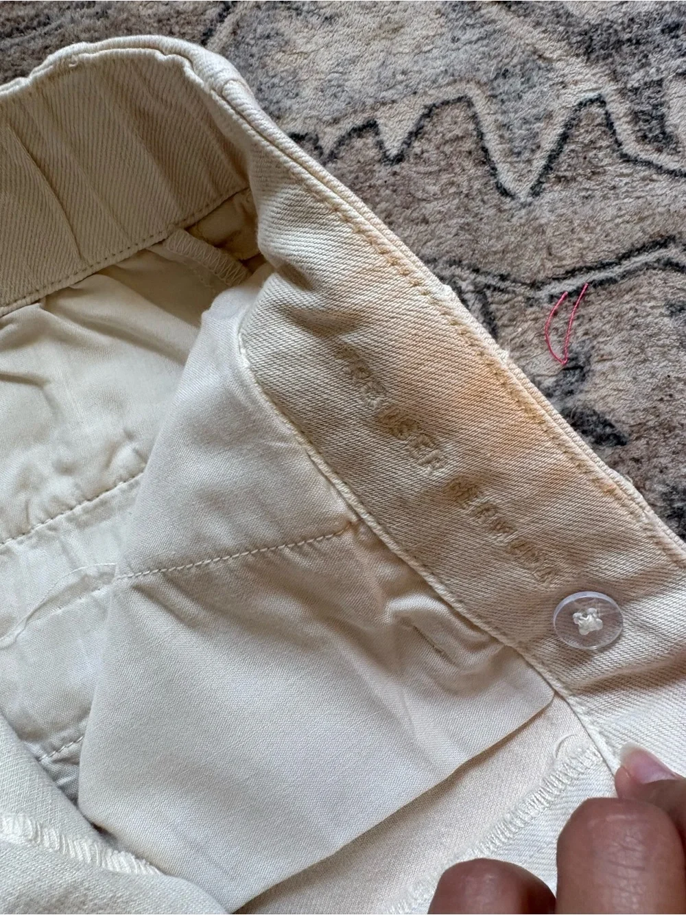 American eagle Stretch Low-Rise Baggy Bermuda Shorts size 6 light tan